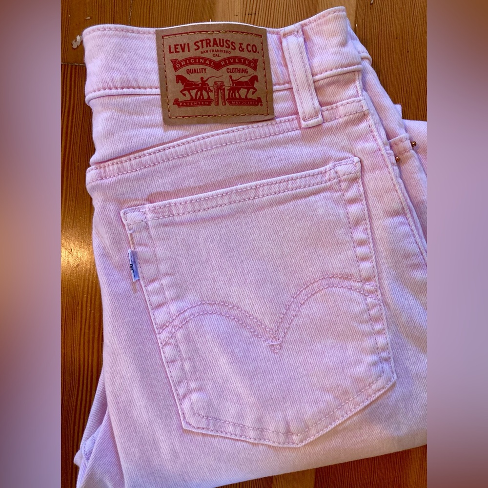 Levi’s Wedgie Skinny 29